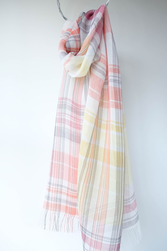 手織りリネンストール【彩風＊05】 《インド伝統工芸》カンタ刺繍　大判ストール　楽園の鳥たち NA1716088761(13200円)