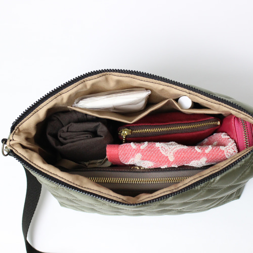 キルティング ショルダーバッグ・レッド ショルダーバッグ sacR 通販