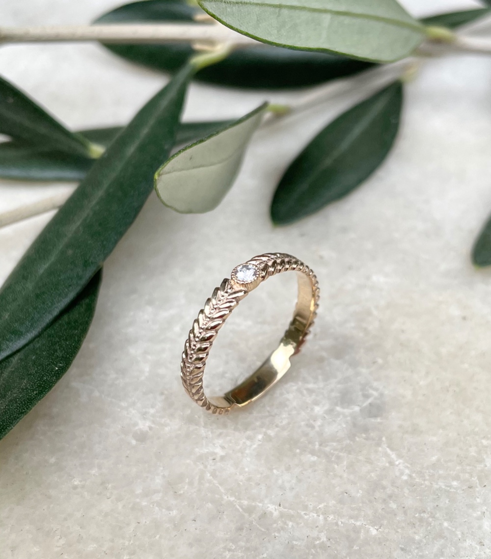 Anello “corona di alloro”　ー月桂冠のリングー　K10YG/ダイヤモンド/リング