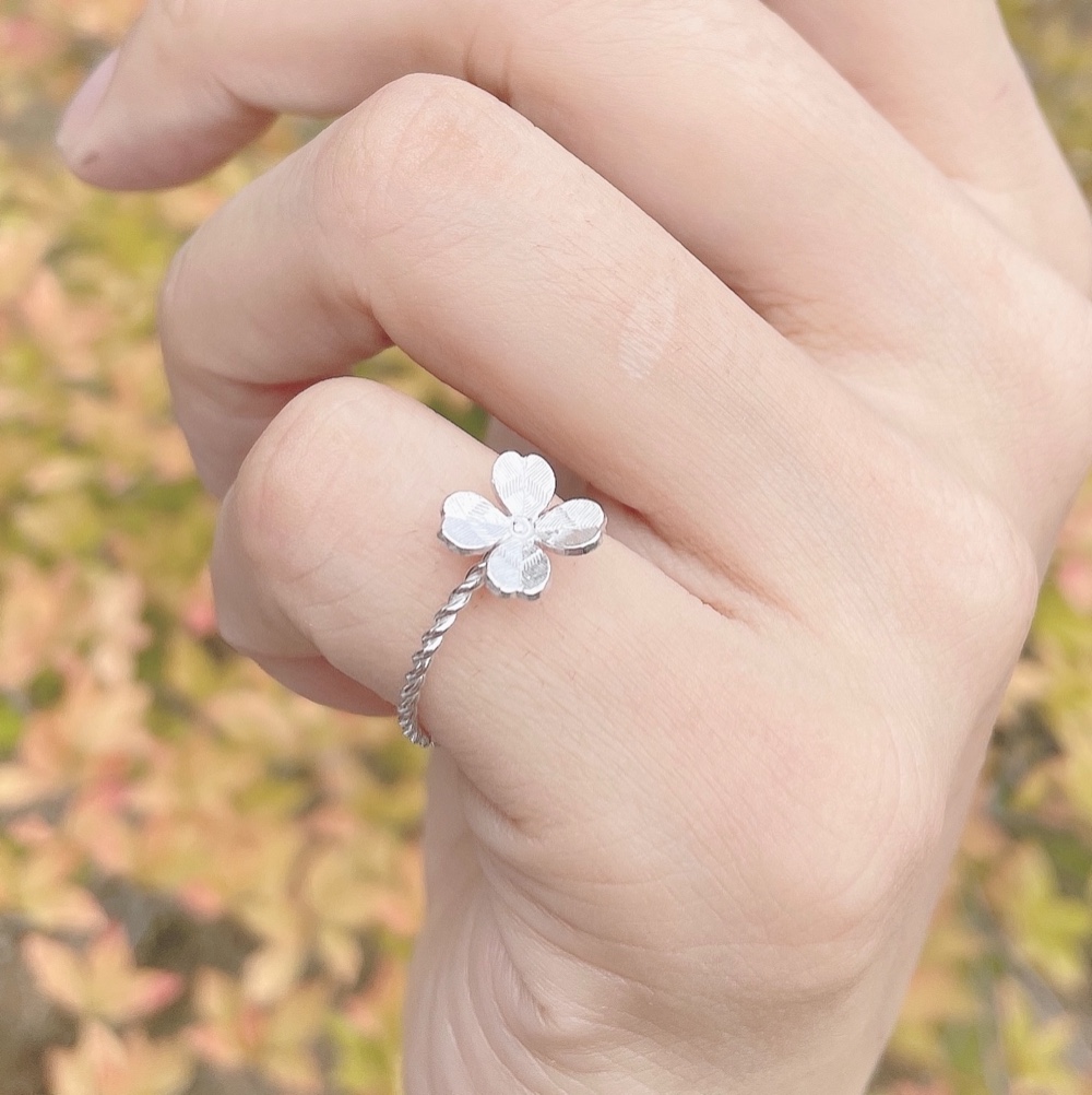 Anello “quadrifoglio” piccolo ー小さい四つ葉のクローバーのリングー　SV925/リング