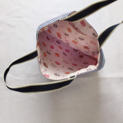 折りたためるコロンとした小さめバッグ(播州織の変わり青ストライプ) 5枚目の画像
