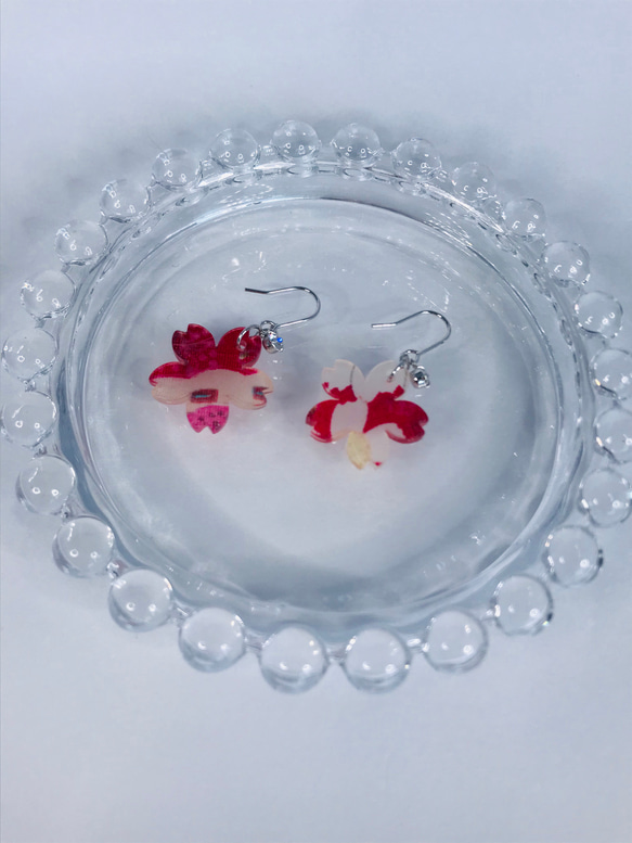 【赤 花柄】桜の和風ピアス/イヤリング　 8枚目の画像