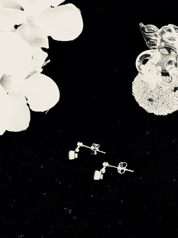 再販⑥ 本ロジウム☆最高級　シルバー　スクエアキュービックジルコニア　シンプルピアス/イヤリング 3枚目の画像