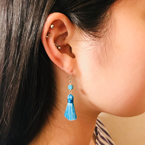 再販⑥ ターコイズブルーとタッセル シルバー イヤリング/ピアス☆夏 