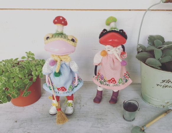 wonder frogワンダーフロッグ大蛙的日本美麗諾羊毛手工編織香菇造型娃帽 第1張的照片