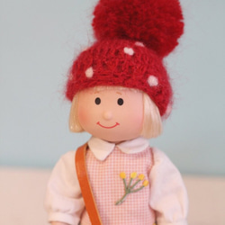 小頭娃可戴手工編織單色球球帽(紅色白點點款) 第2張的照片