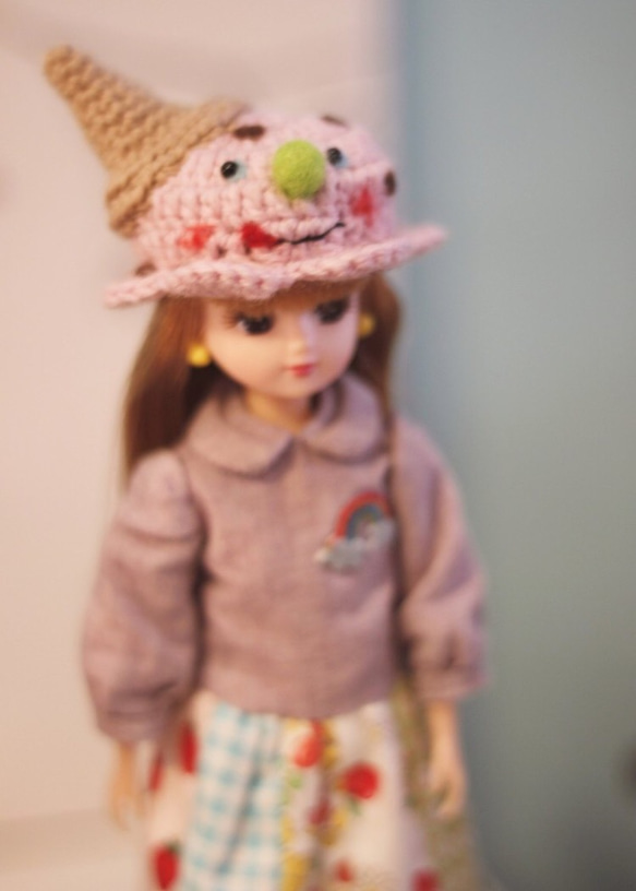 リッカLika小さな頭の人形サイズ手織りアイスクリーム人形帽子（ピンク） 1枚目の画像