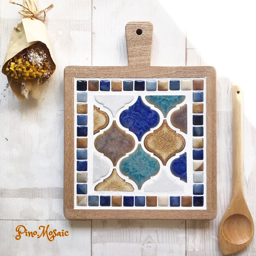 再販3】コラベルタイル鍋敷き／サイズL・置き台付き（マルチMIX色／木