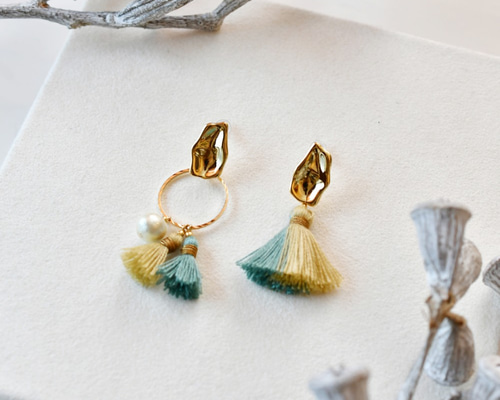 【1180】タッセルピアス／イヤリング ロングタッセルピアス/イヤリング ピアス（フック・チェーン