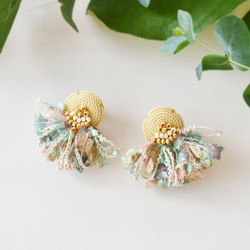 装い華やぐ 大ぶりデザインアクセサリー｜ハンドメイド、手作り通販  