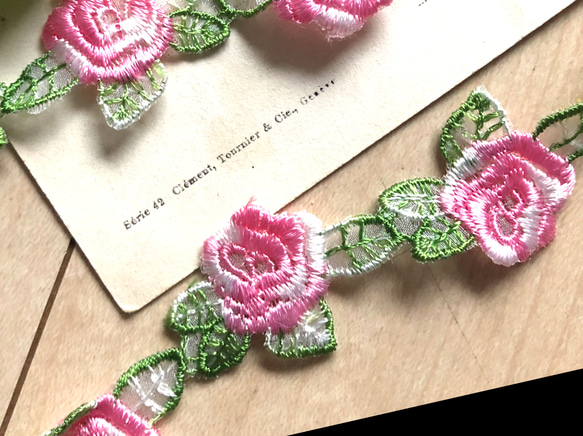 残り120㎝限り★ピンクの薔薇の刺繍レース　60㎝ 2枚目の画像