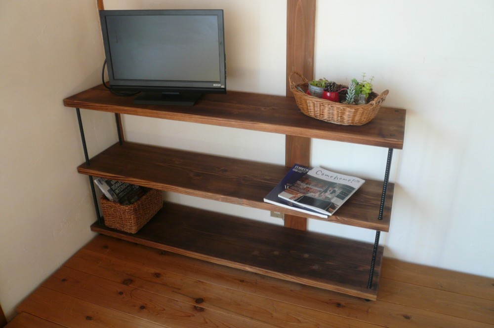 天然木とアイアンのカフェ風3段ラック　ローボード　W100㎝　【アジャスター付き】