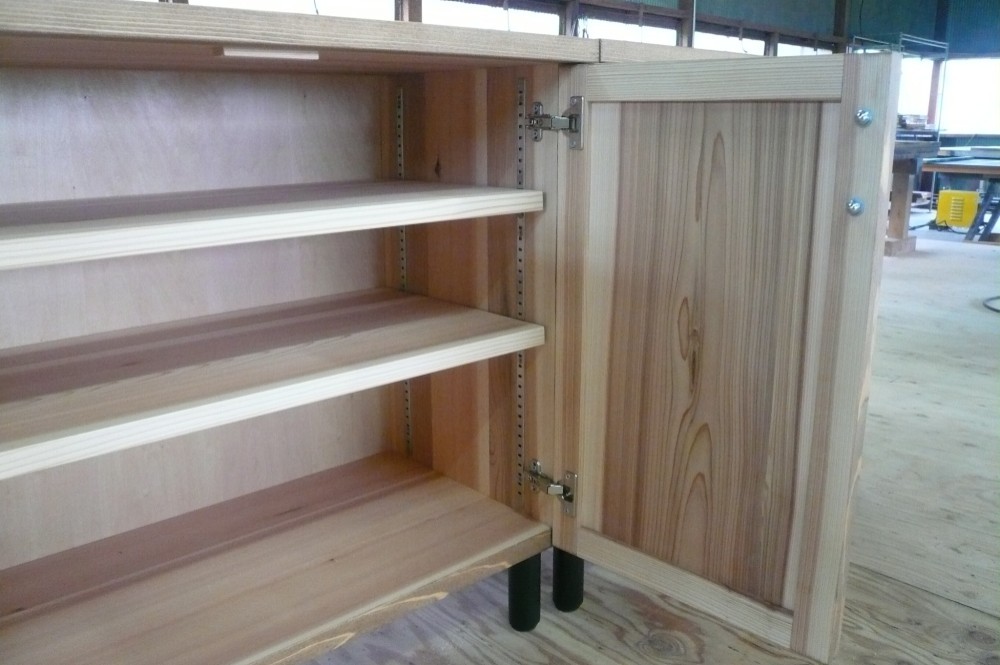 新生活応援キャンペーン　天然木のナチュラルなカウンターキャビネット+チェスト引き出し6杯付き（２分割）オール無垢仕様