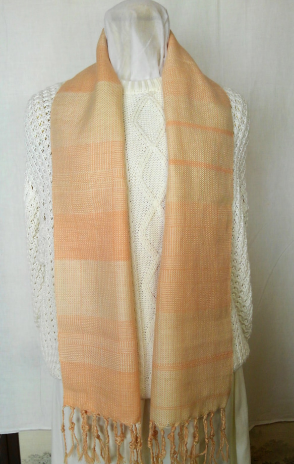 網代模様の手織りマフラー(薄手) 3枚目の画像