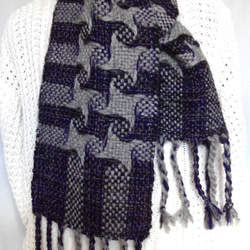 暖かな手織りマフラー 1枚目の画像