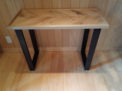 【無垢ナラ　ヘリンボーンテーブル 900】　 カフェテーブル/ダイニングテーブル / 天然木/ 無垢材/コタツ天板