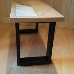 【無垢ナラ　ヘリンボーン 700】　 カフェテーブル/シェルフ / 天然木/ 無垢材/ベンチ 2枚目の画像