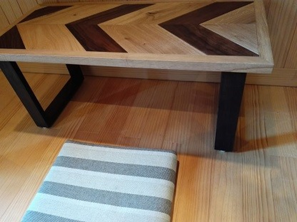 【ツートン　ヘリンボーン 700】　 カフェテーブル/シェルフ / 天然木/ 無垢材/ベンチ 2枚目の画像