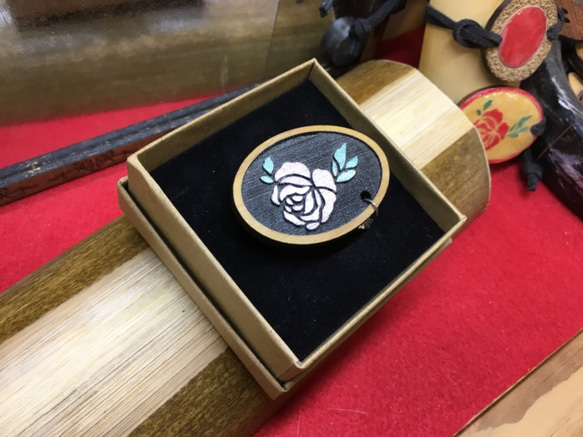 竹製 obidome 髮箍 胸針 吊墜 老式玫瑰 第3張的照片