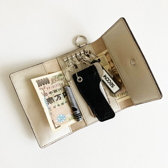 Pearl Glitter  カードも入るキーケース 牛革　ゴールド　シルバー　キラキラ　スマートキー　ミニ財布 10枚目の画像