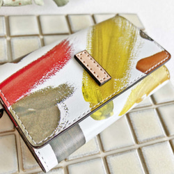 SUISAI カードも入る牛革キーケース　赤　イエロー　カーキ　ホワイト　革　スマートキー　本革　レザー ミニ財布 7枚目の画像