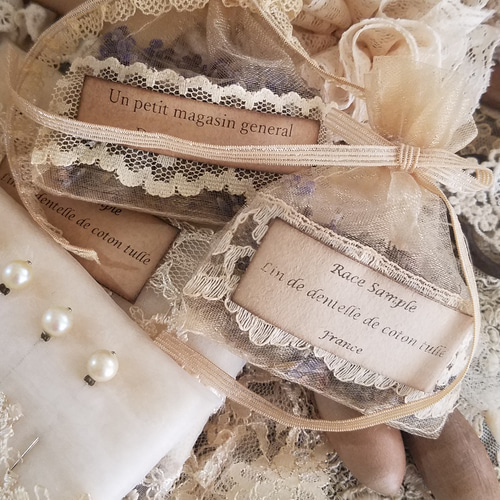 〜＊アンティークレース　サシェ風飾り＊〜 アンティークレース サシェ風飾り＊〜 フランス⚘アンティークレース