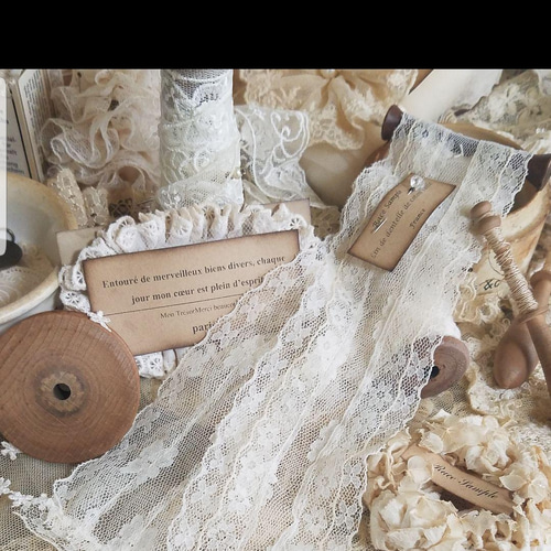 アンティーク メルスリー風糸巻きアレンジ アンティーク メルスリー風