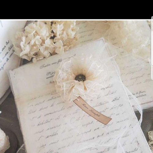 アンティーク風　洋書　コサージュ　チュールレース　フレンチ　シャビー　レトロ アンティーク風洋書コサージュチュールレースフレンチシャビーレトロ