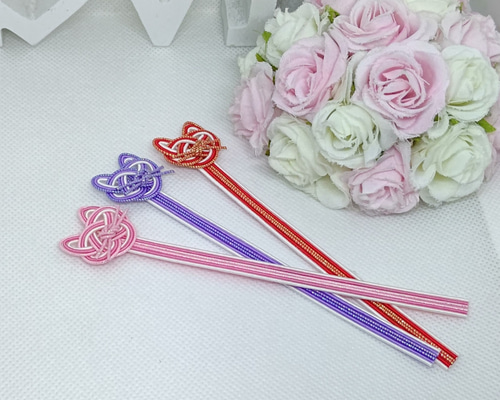 水引しおり      ストラップ 水引しおり ストラップ 花水引 優秀な可愛いハートのしおり
