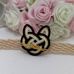 水引猫ちゃん帯留め(=^ェ^=)(白黒金) その他アクセサリー 結愛-YUI