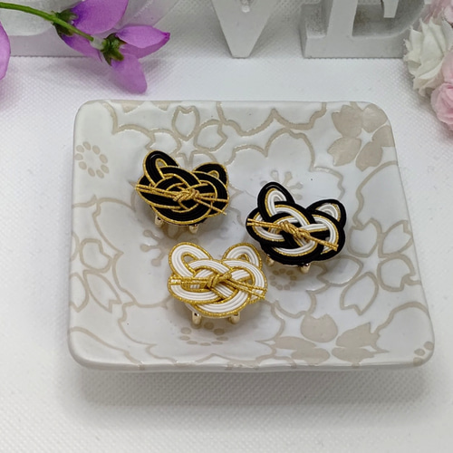 黒猫(新居にて断捨離中)ページ 水引 パーツ ネコの水引ストラップ - 静岡市こどもクリエイティブタウンま・あ・る