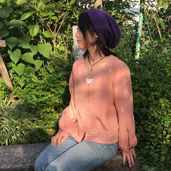 和柄シルクブラウス（長襦袢リメイク）SALE❗️ 2枚目の画像