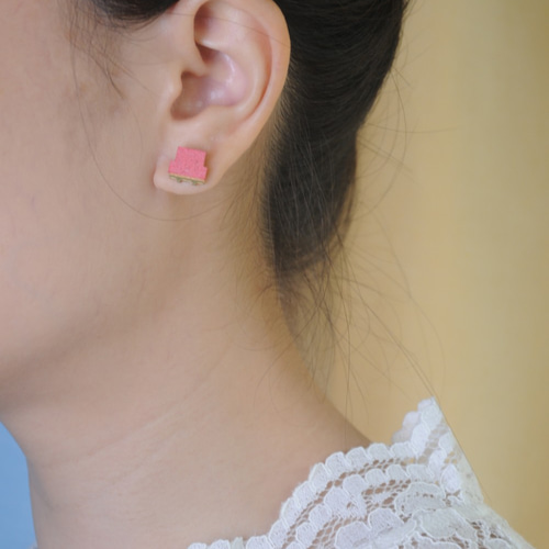 ☆Disney☆ カールじいさんの空飛ぶ家 ピアス PANDORA チャーム ディズニー ピクサー カールじいさんの空飛ぶ