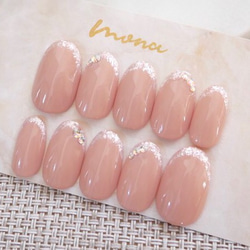 52／ 白箔ベージュフレンチネイルスワロフスキー上品ネイルシンプル