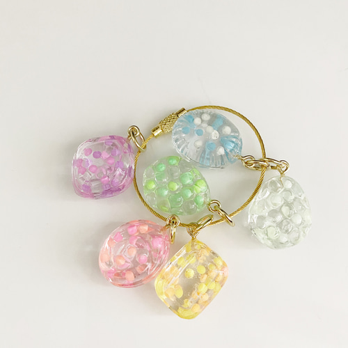 楽天市場】蓄光 チャームの通販 ❤️竜そば様専用です❤️ 暗闇で光る