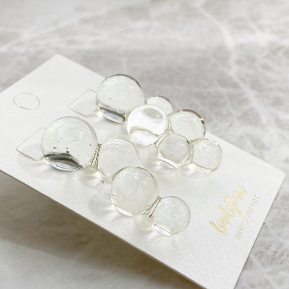 Transparent bubble earrings/ クリアで涼しげ　透明な泡ピアス　イヤリング　氷　バブル　 7枚目の画像