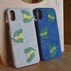 ミモザの刺繍iPhoneケース《ベージュグレー》スマホケース iPhone12 iPhone13 iPhoneSE 6枚目の画像