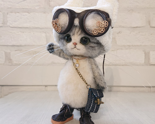 猫羊毛ぬいぐるみ 羊毛フェルト猫 キジ猫 ぬいぐるみ