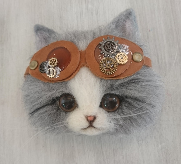 ごーぐるにゃんこブローチ　羊毛フェルト　長毛猫　ブローチ サバシロ　スチームパンク　steampunk 2枚目の画像