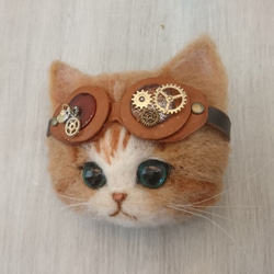 ごーぐるにゃんこブローチ　羊毛フェルト　猫　ブローチ 茶シロ　スチームパンク　steampunk 3枚目の画像