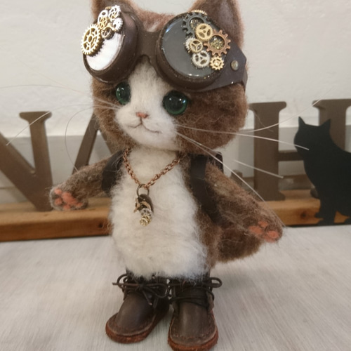 スチームパンクのキジ白猫 羊毛フェルト 置物 全身可動 ねこ