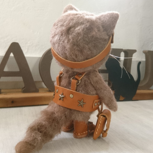 スチームパンクの冒険猫 羊毛フェルト 置物 全身可動 ねこ ぬいぐるみ