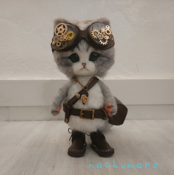 スチームパンクのサバ白猫 羊毛フェルト 置物 全身可動 ねこ