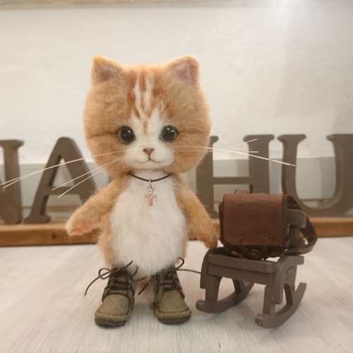 羊毛フェルト 猫 茶白猫雑貨 ぬいぐるみ マスコット 羊毛フェルト 猫 茶白猫雑貨 ぬいぐるみ マスコット