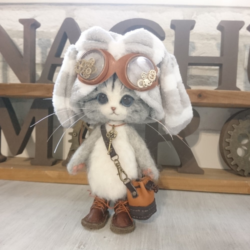 グレーの猫耳風ぬいぐるみ Amazon.co.jp: Hagusahuo 黒猫ぬいぐるみ 白猫ぬいぐるみ グレー