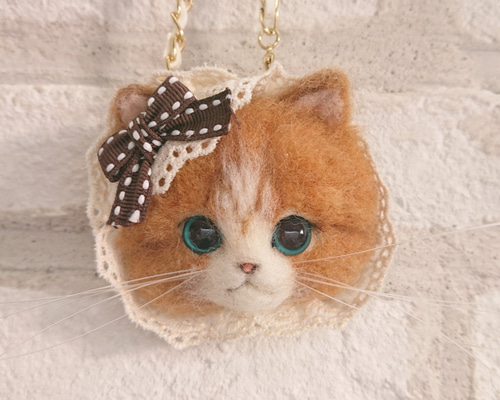 羊毛フェルト。猫。バッグチャーム。オーダーNo.30 リボンにゃんこのバッグチャーム 羊毛フェルト 茶白猫 ねこ 羊毛