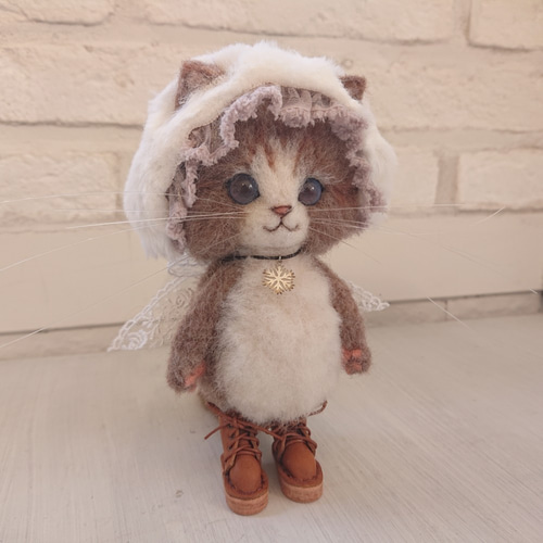 まーさまご予約商品 ふわふわヘッドドレスの甘ロリにゃんこ ぬいぐるみ