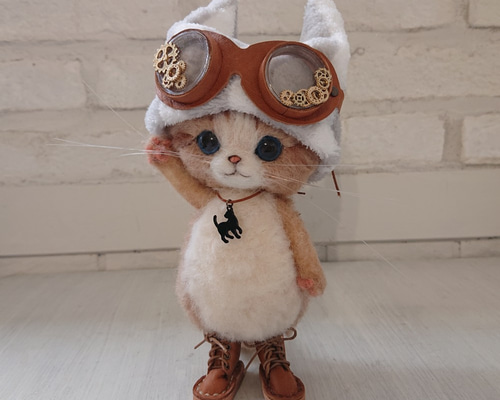 猫みみ帽子のごーぐるにゃんこ 茶白ねこ ぬいぐるみ 羊毛フェルト ねこ