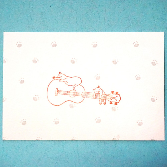 猫とウクレレ★手作りポストカードポストカード 2枚目の画像