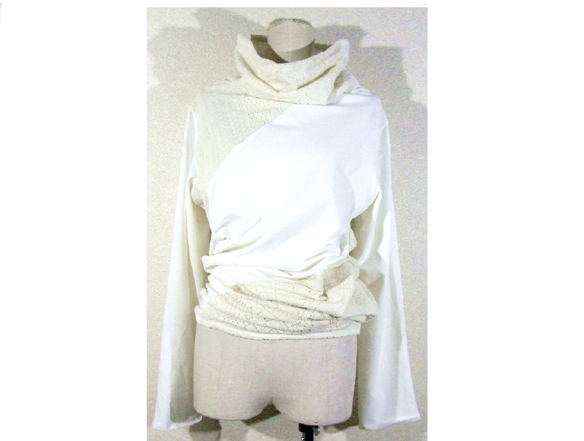 渦巻きカットソー